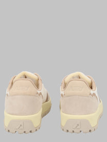 AUTRY Women's Sneakers Wildpace Low Beige