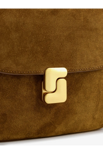 A golden geometric clasp on the textured brown suede of the Soeur women’s Bellissima mini beige crossbody bag