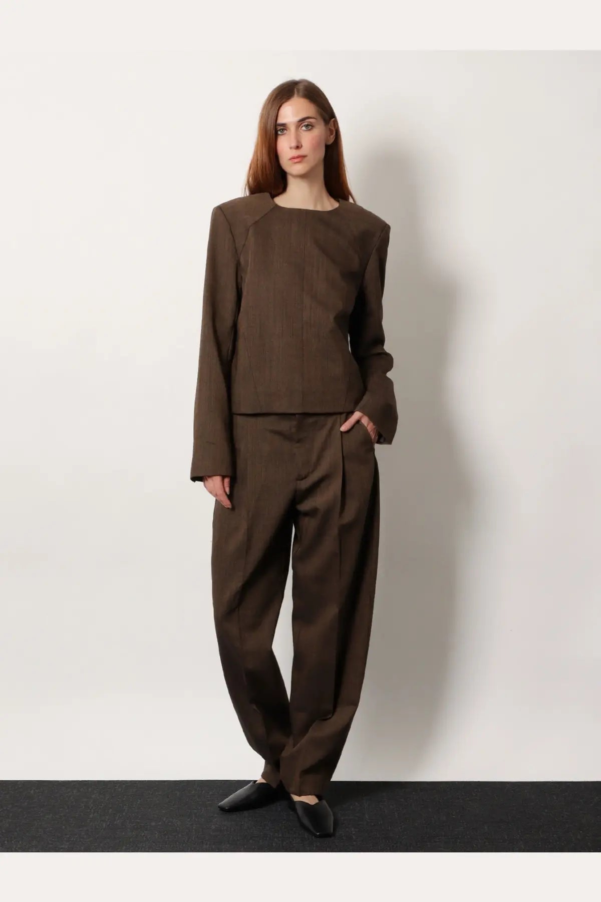 Brown structured blazer with long sleeves and relaxed fit made from virgin wool by soeur women