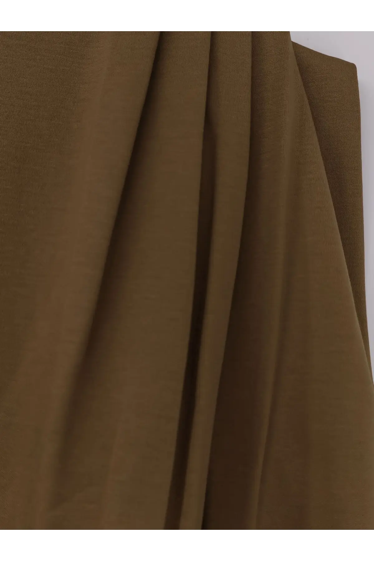 Soeur women’s Idris organic cotton top in beige with soft olive green ribbed knit fabric and subtle vertical ridges