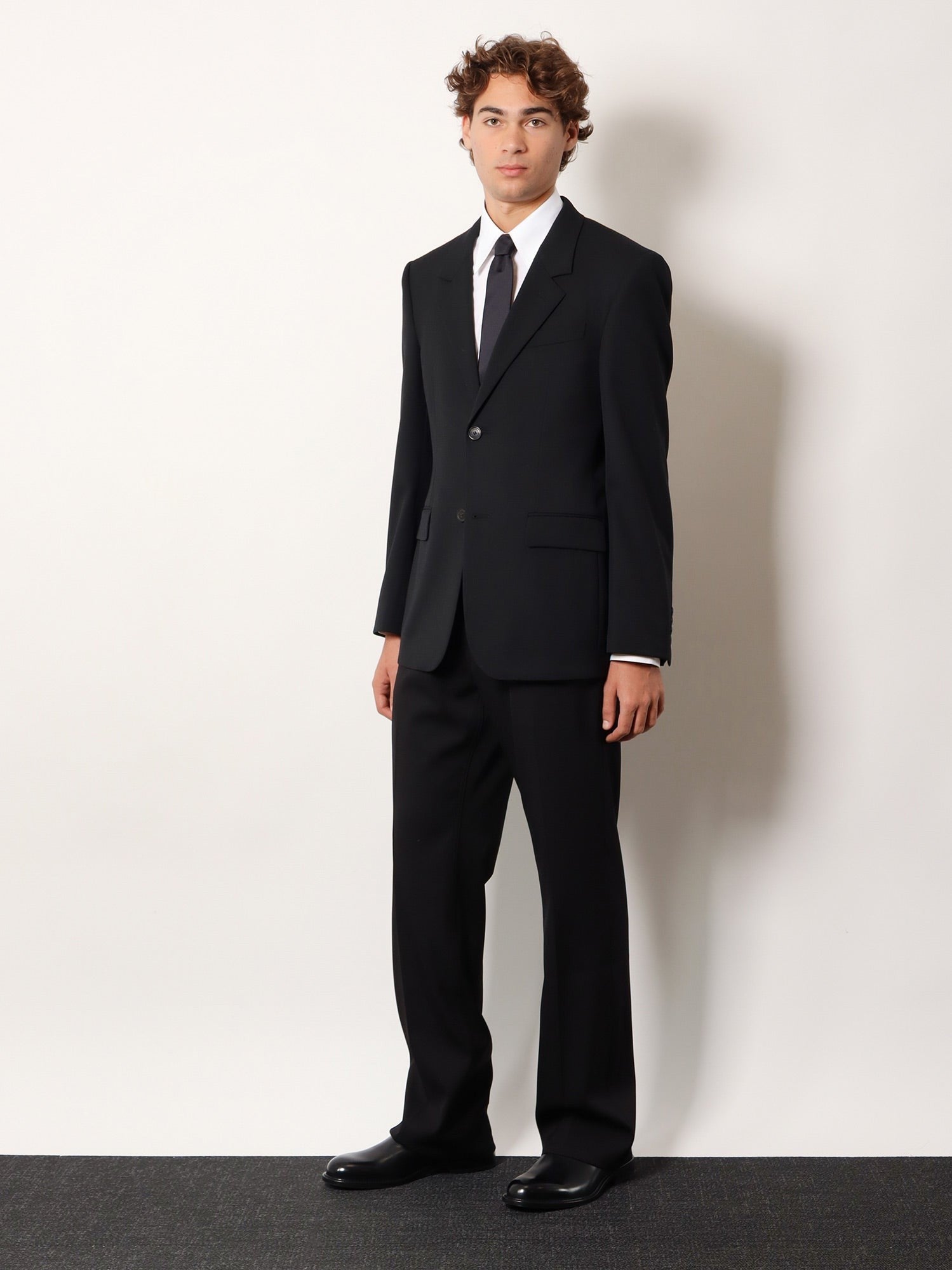 Balenciaga Men's Standard Tailored Wool Blazer Black