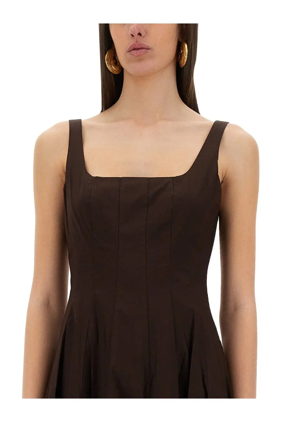 A sleek dark brown sleeveless midi dress with a square neckline and subtle vertical pleats by Staud womens abito midi wells brown
