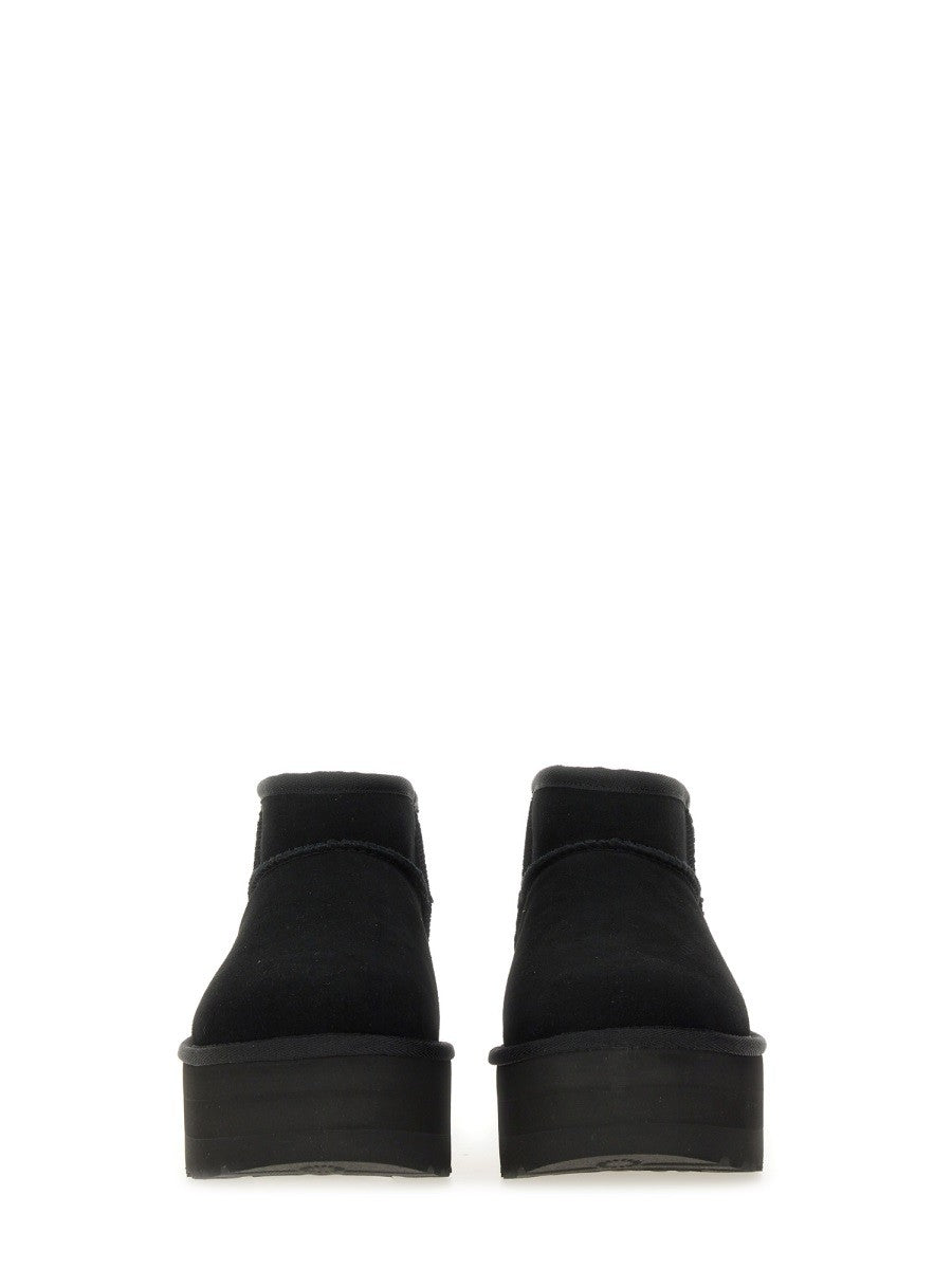 UGG Women's Stivale Classic Ultra Mini Con Plateau Black