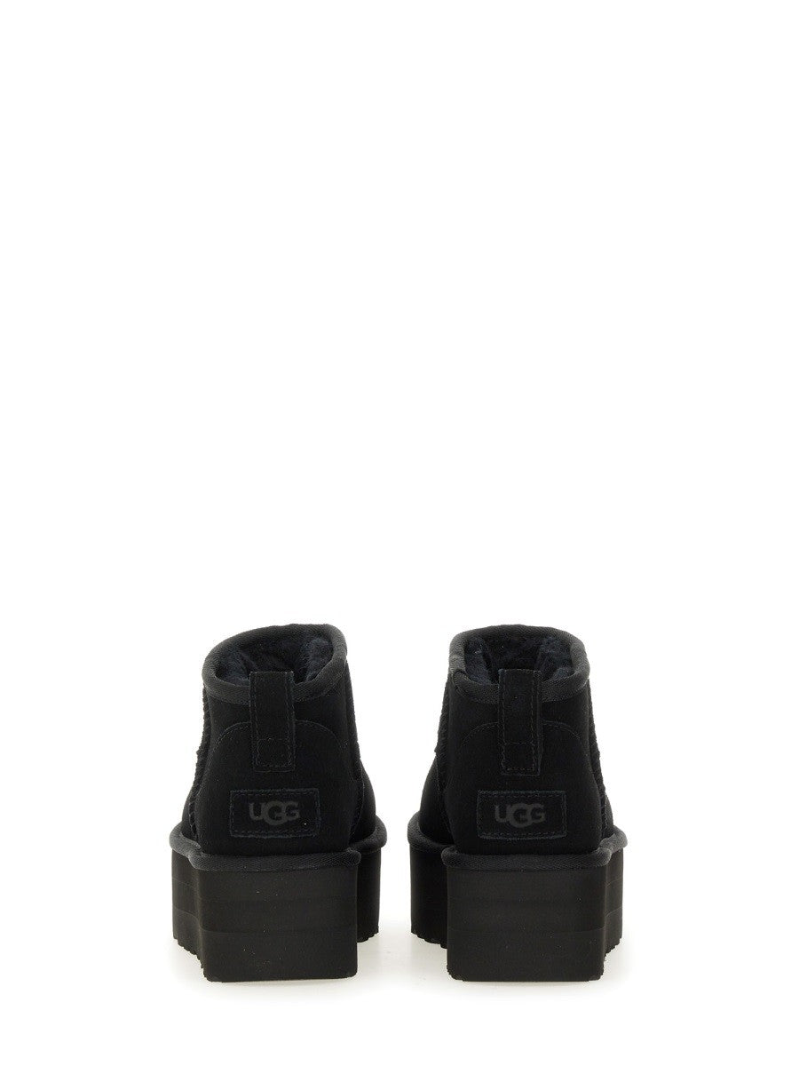 UGG Women's Stivale Classic Ultra Mini Con Plateau Black