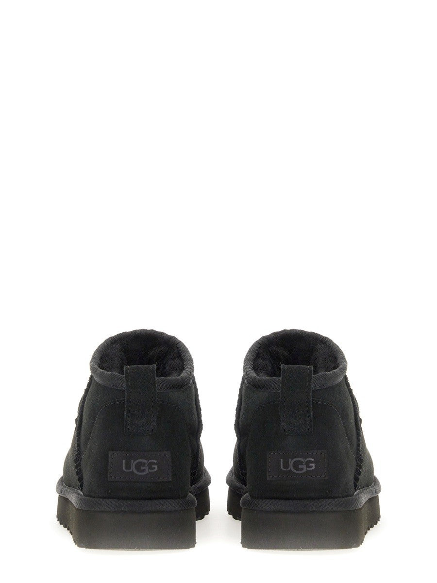 UGG Women's Stivale Classic Ultra Mini Black