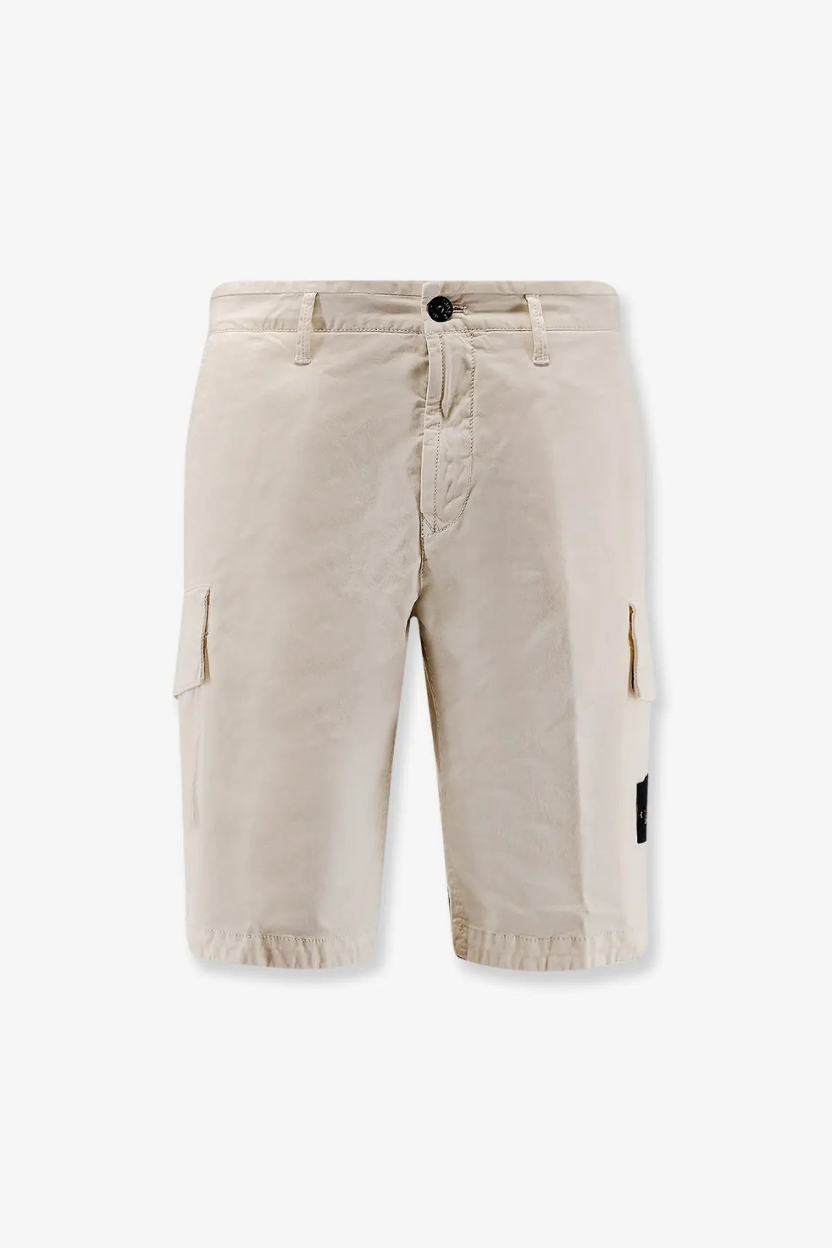 Stone island men’s organic cotton bermuda shorts in beige with side pockets and black button closure