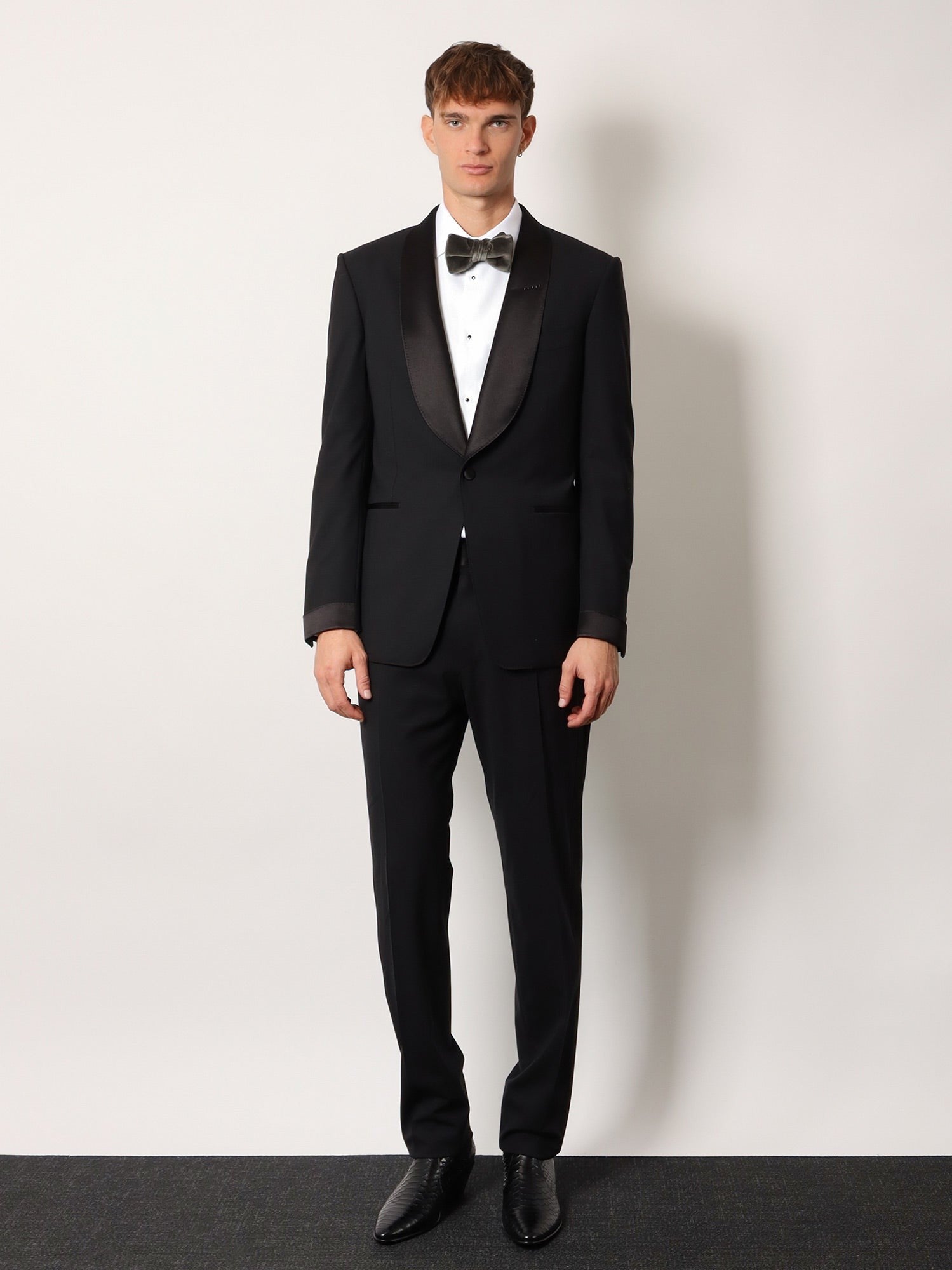 Tom Ford Men's Stretch Virgin Wool Tuxedo Black