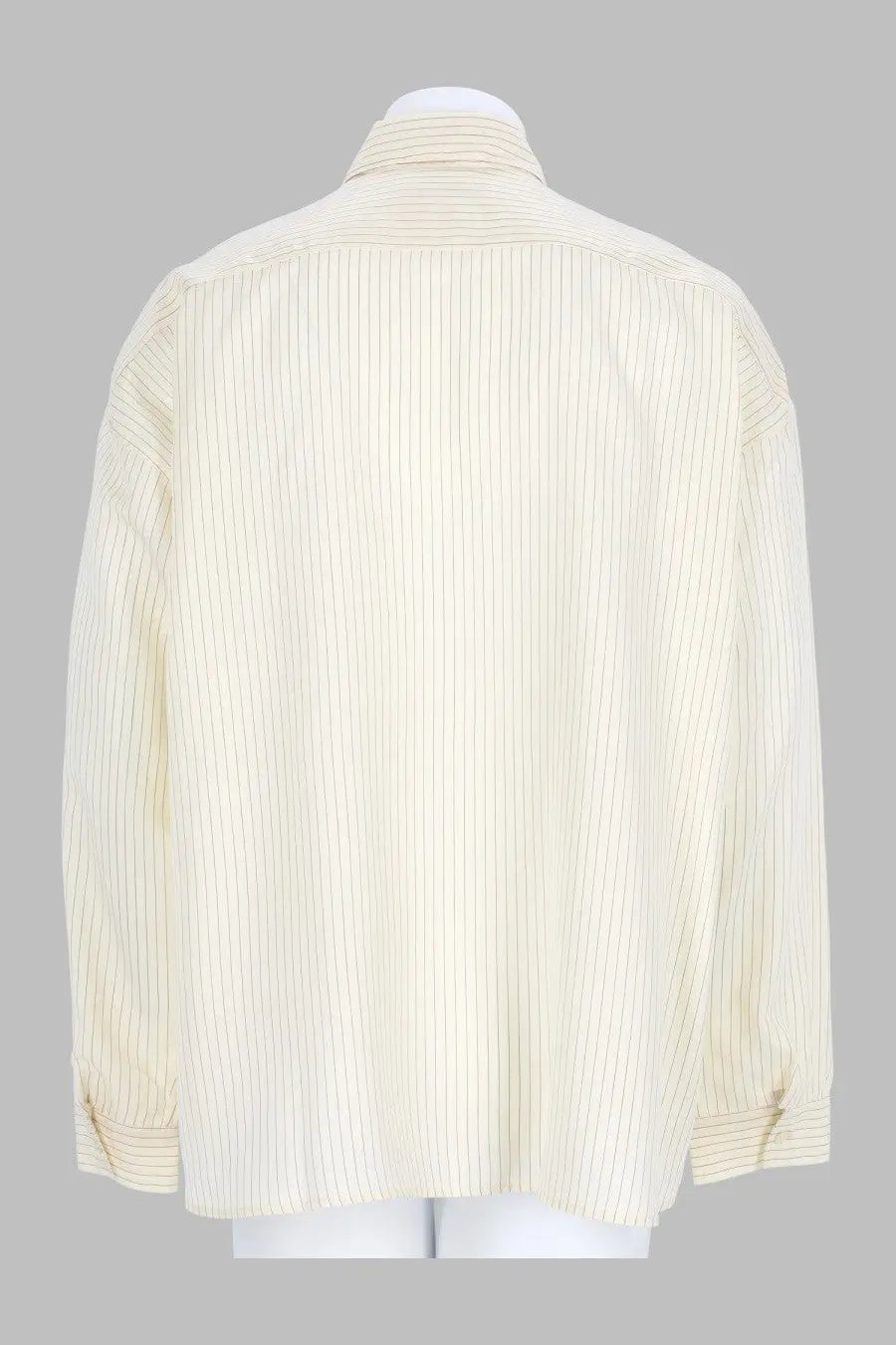 Sunflower men’s camicia stable white cream-colored button-up shirt with fine vertical stripes in lightweight fabric