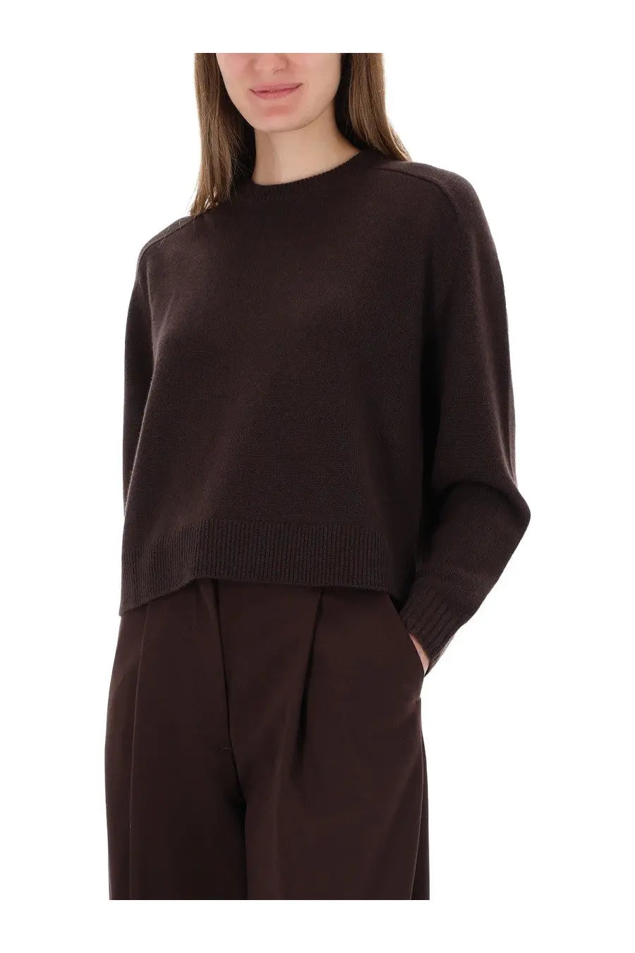 Theory women’s brown cashmere sweater with long sleeves and ribbed hem and cuffs in dark brown knit