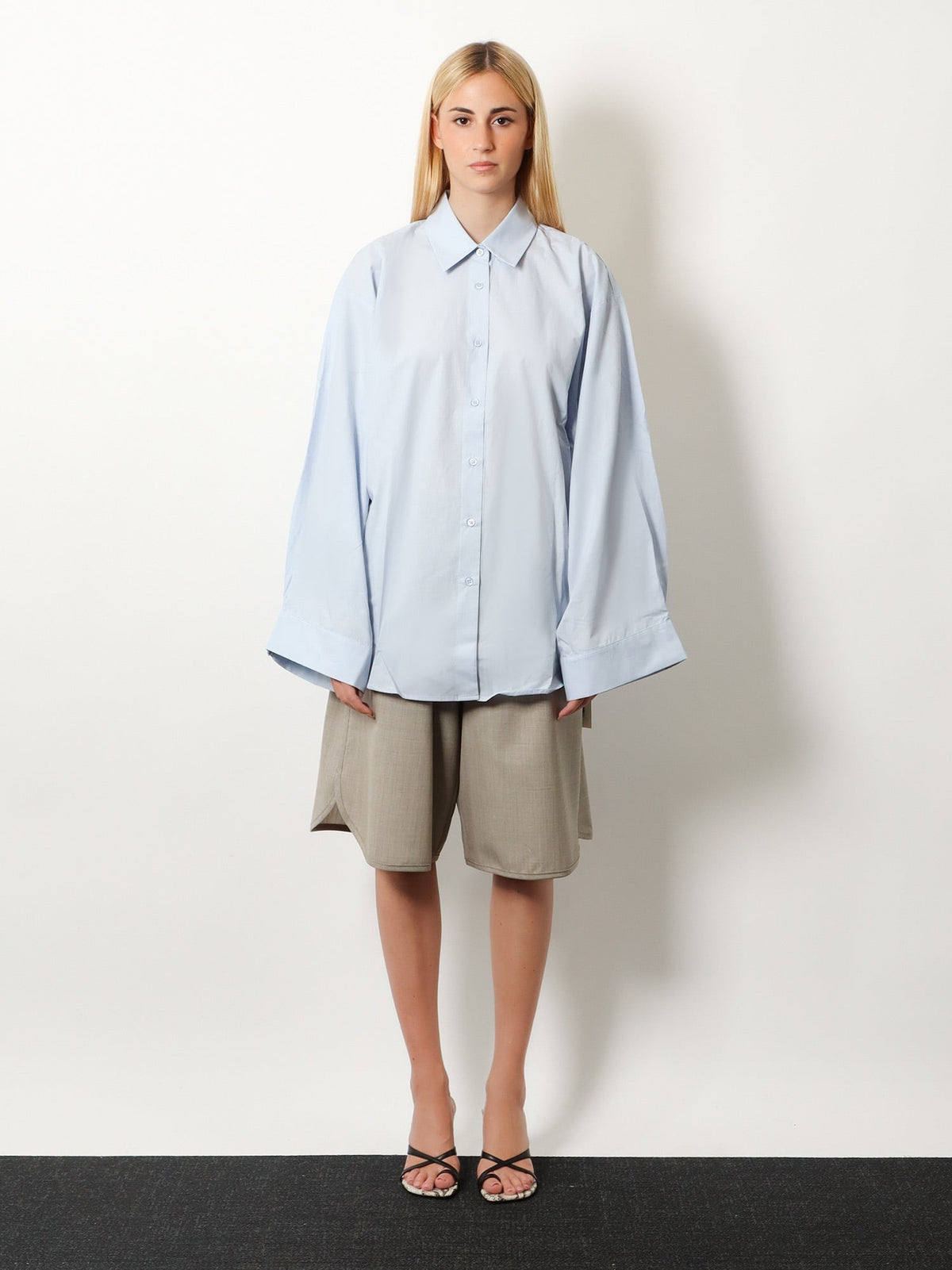 The Frankie Shop Women's Tila Organic Cotton Shirt Blue, view 3