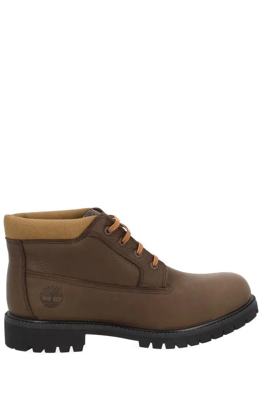Timberland men’s waterproof chukka boot in brown leather with tan laces and black rubber sole for outdoor use