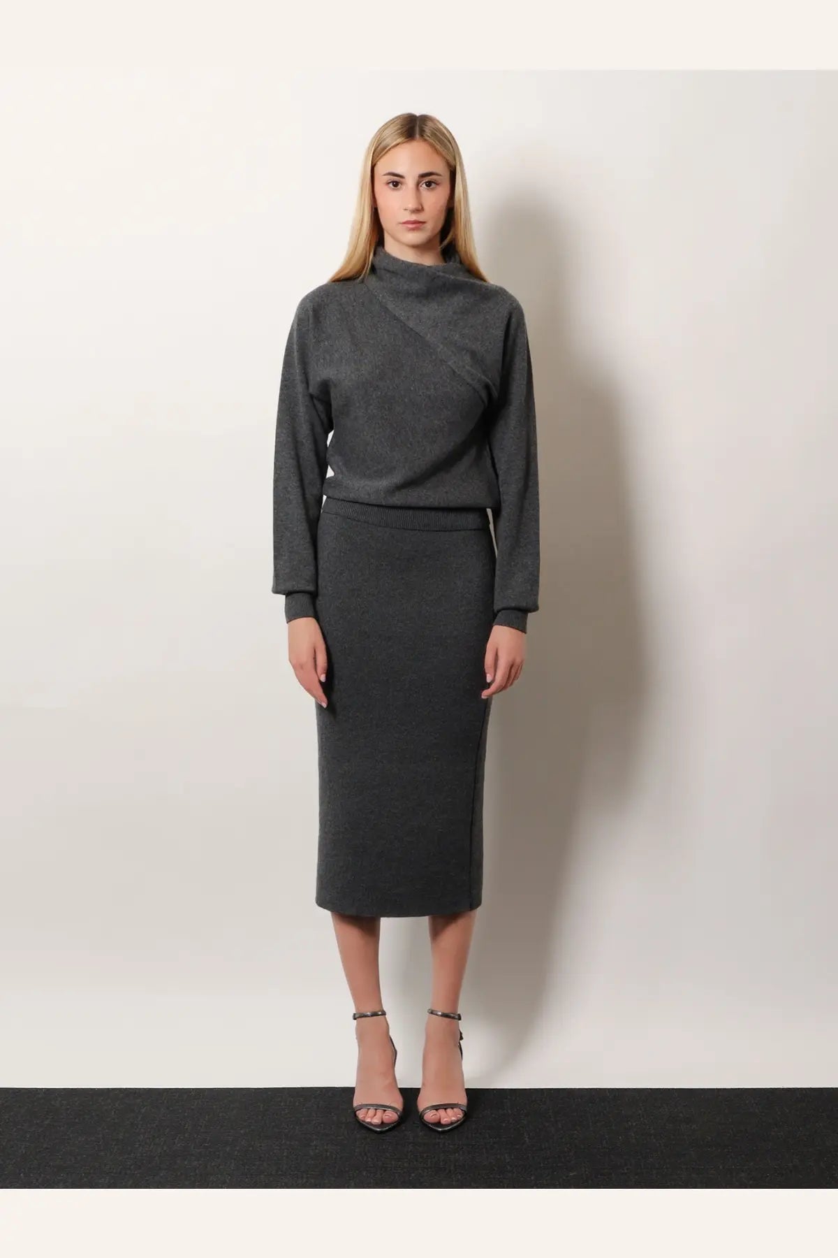 Tom Ford Women's Cashmere and Cotton Turtleneck Sweater Grey, view 2