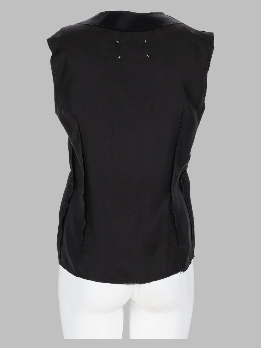 Maison Margiela Women's Top in Seta Con Scollo Black