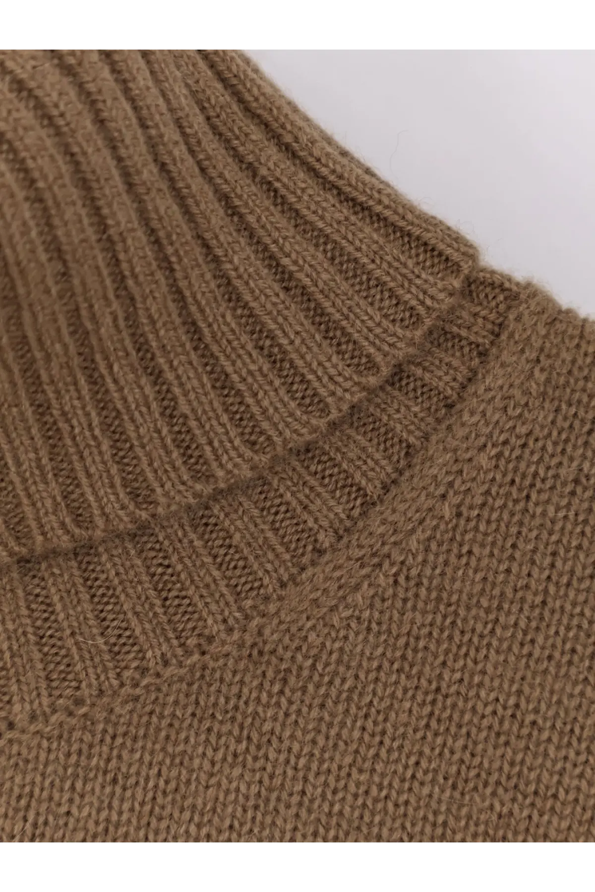 Toteme Women's Cashmere Turtleneck Brown, view 3