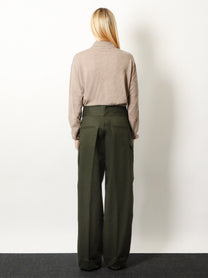 The Frankie Shop Women's Tova Cargo Cotton Trousers Green, view 3