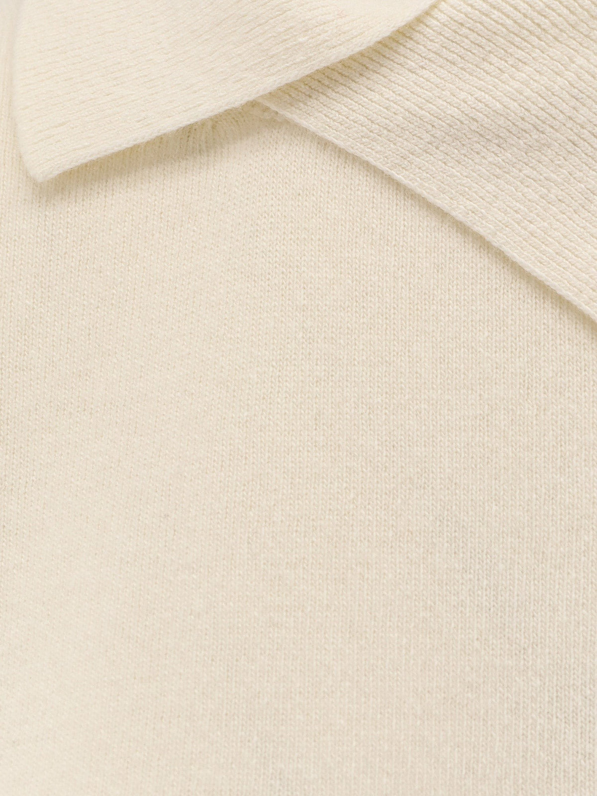 The 73 Women's Turleneck Wool Sweater White, view 3