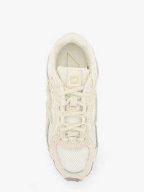 New Balance Women's Mesh and Suede Sneakers White