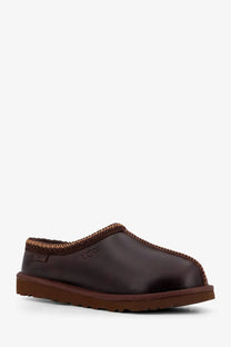 Ugg men’s tasman leather mule in brown with textured knit trim and rubber sole slip-on shoe