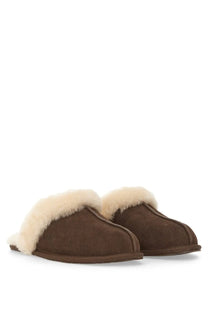 Ugg women’s slipper scuffette brown slip-on suede slippers with cream shearling lining for indoor comfort