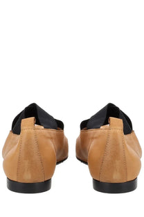 Uma Wang women’s pointed ballerina beige loafers in tan leather with black rubber soles and black fabric lining
