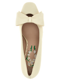 Valentino Valentino Garavani Bowow Pumps White