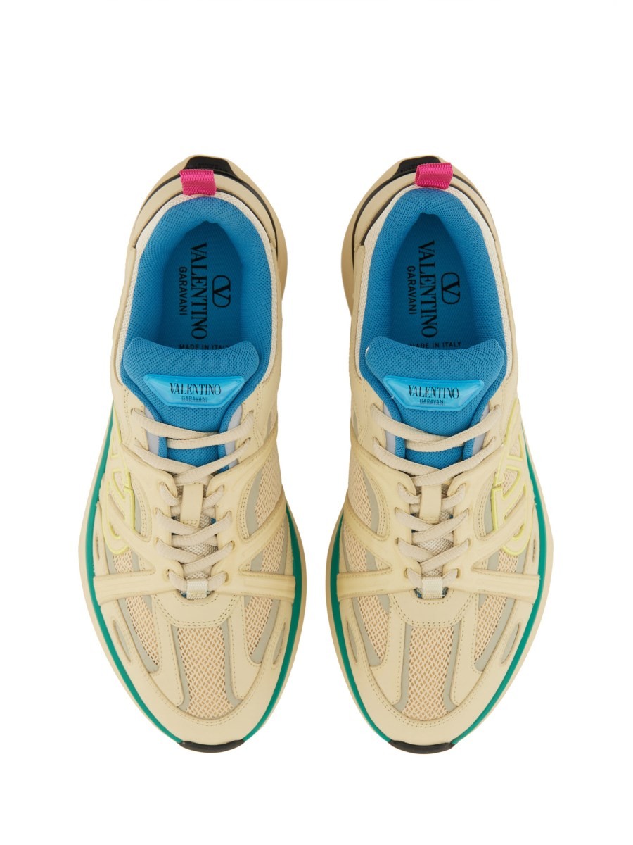 Valentino Garavani - Valentino Garavani Sneaker Low Top Vlogo Easyjog - Men’s Shoes