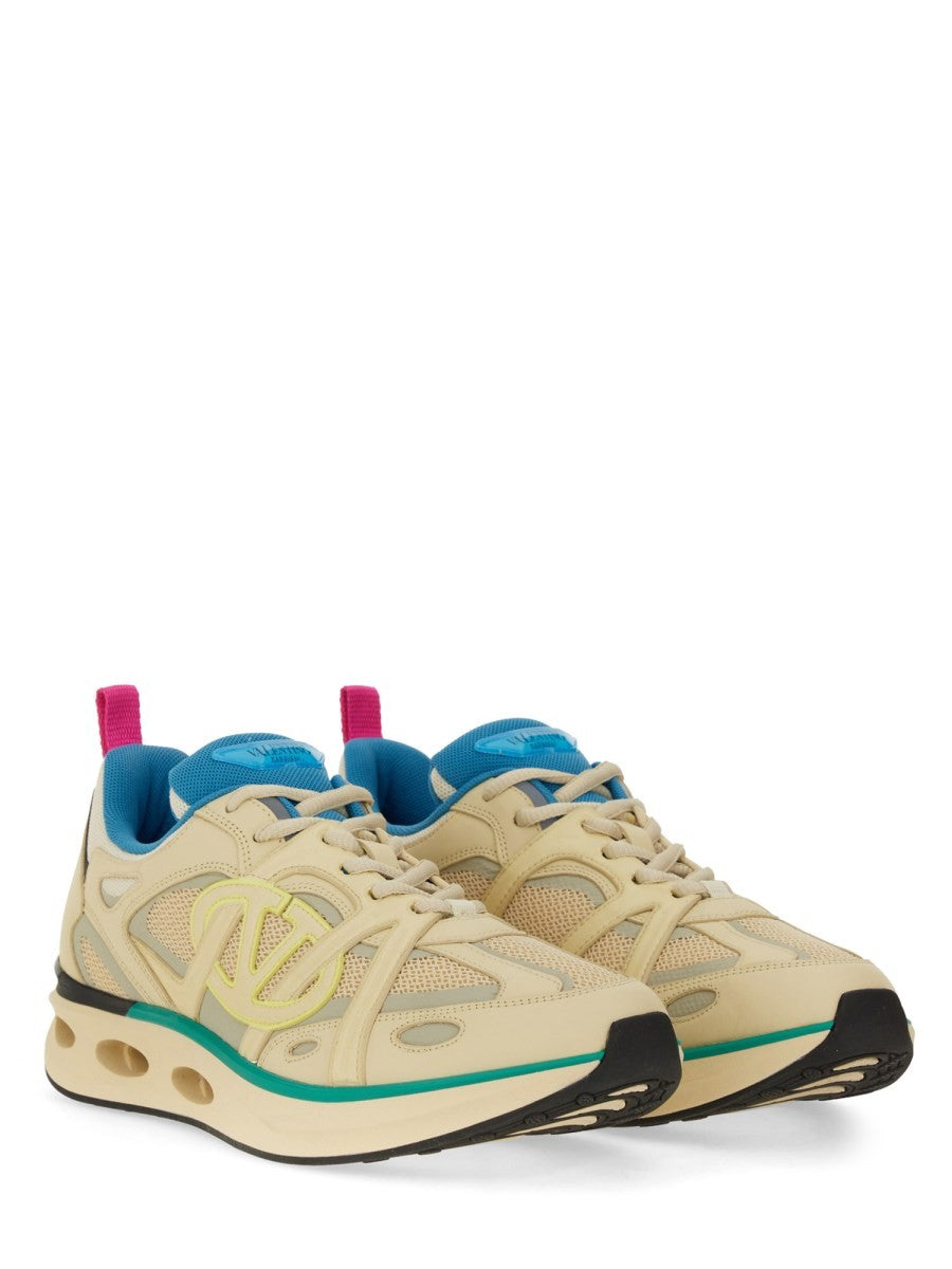 Valentino Garavani - Valentino Garavani Sneaker Low Top Vlogo Easyjog - Men’s Shoes