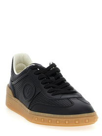 VALENTINO GARAVANI - VALENTINO GARAVANI - Valentino Garavani ’Upvillage’ sneakers - Men’s Shoes