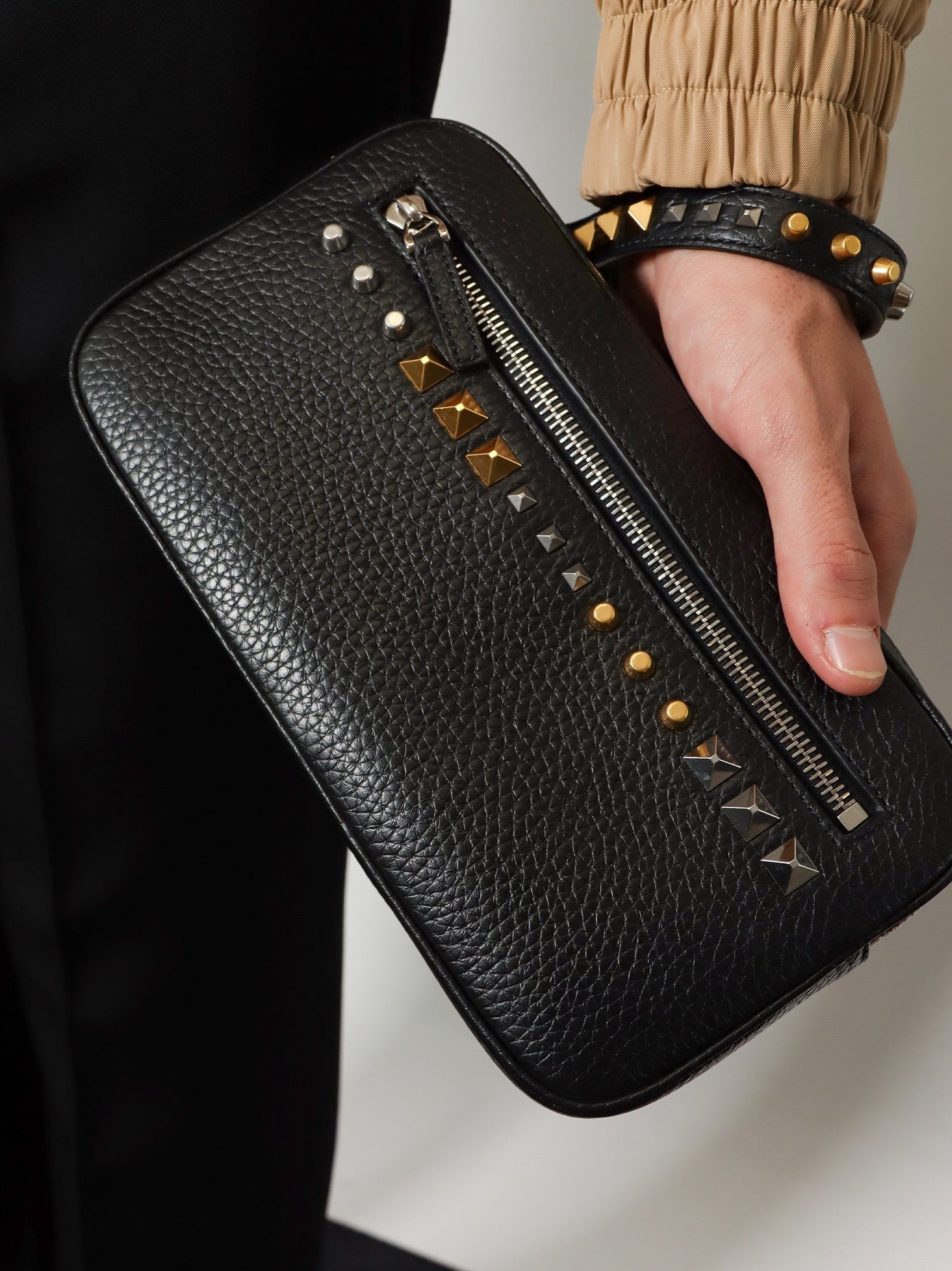 Valentino Men's Valentino Garavani Leather Clutch Black