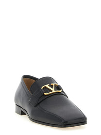 Valentino Valentino Garavani Vlogo Signature Loafers Black