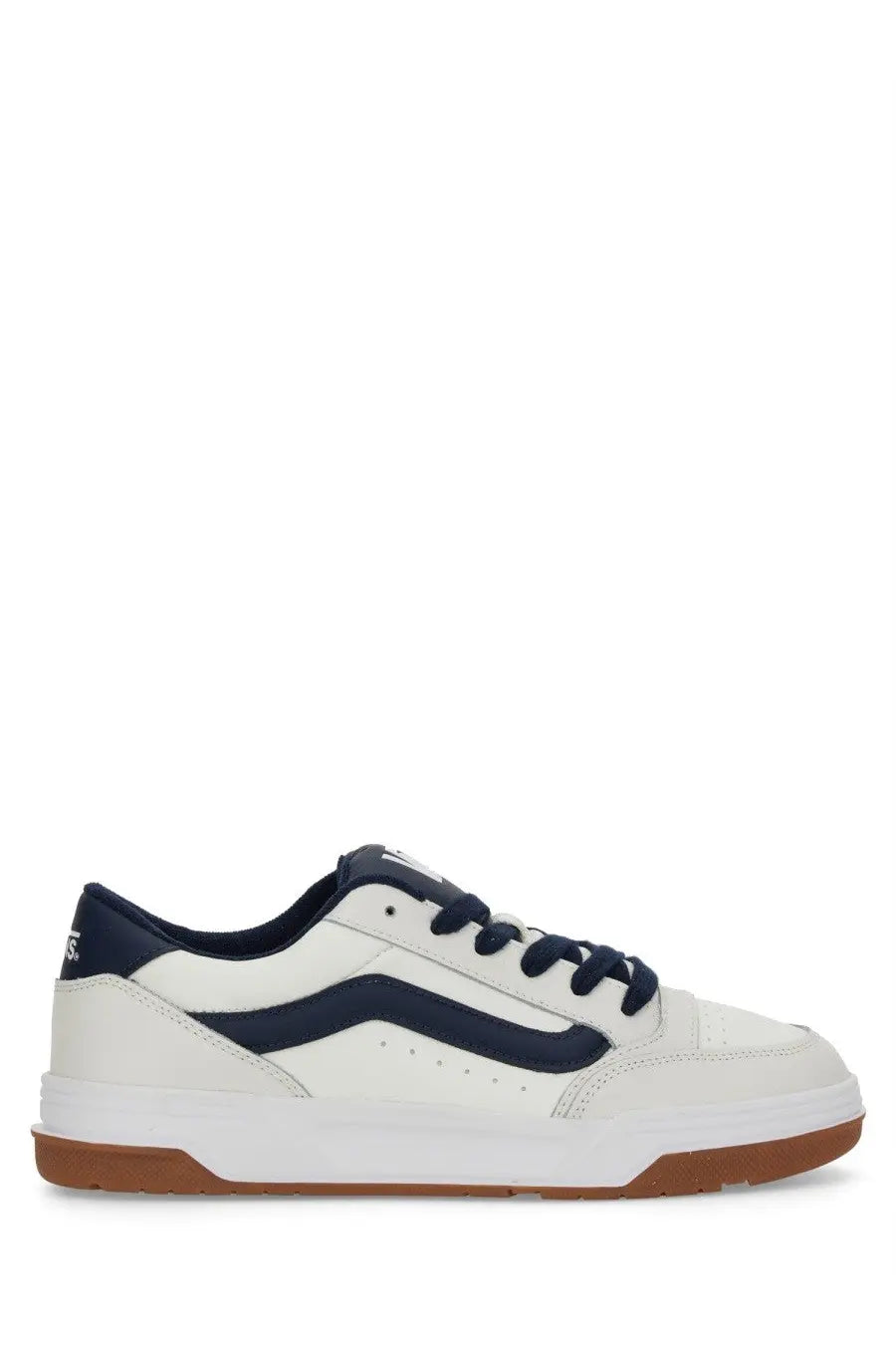 Vans men’s sneaker Hylane white in white and navy blue leather with classic side stripe and gum rubber sole
