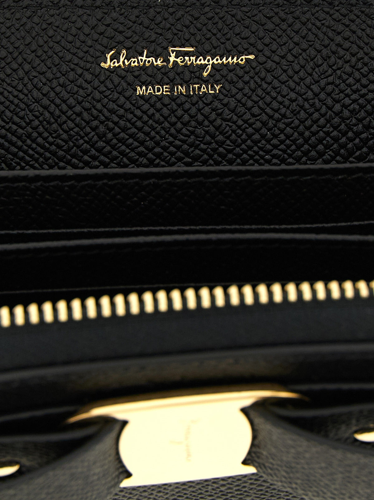Ferragamo Vara Bow Card Holder Black, view 3