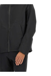 Veilance men’s arris jacket black zip-up with sleek minimalist design and subtle seam detailing