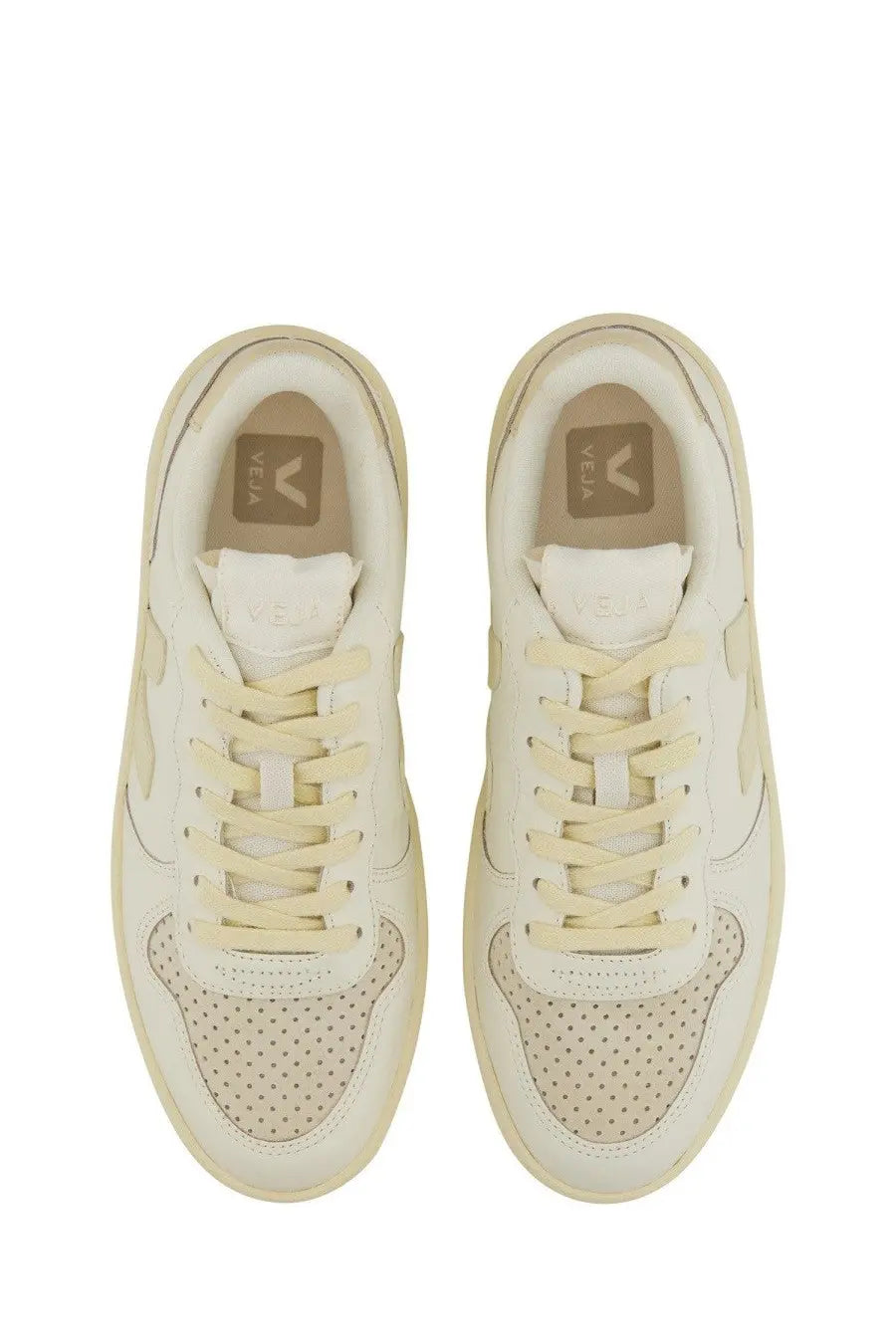 Veja Women's Sneaker White, view 6