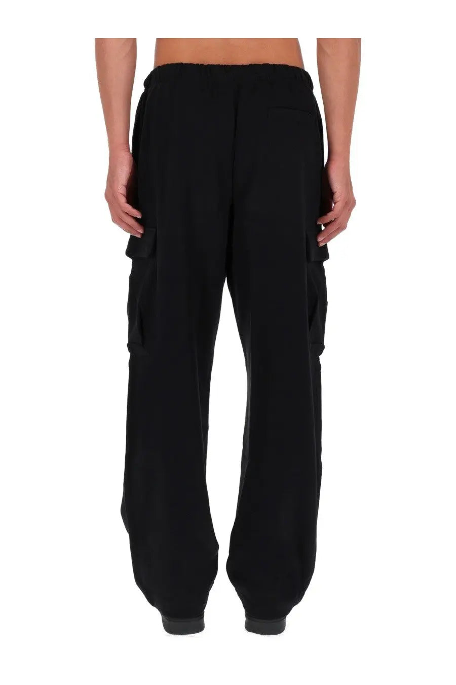 Versace jeans couture men’s black cargo jogger pants featuring wide legs and large side pockets in cotton blend