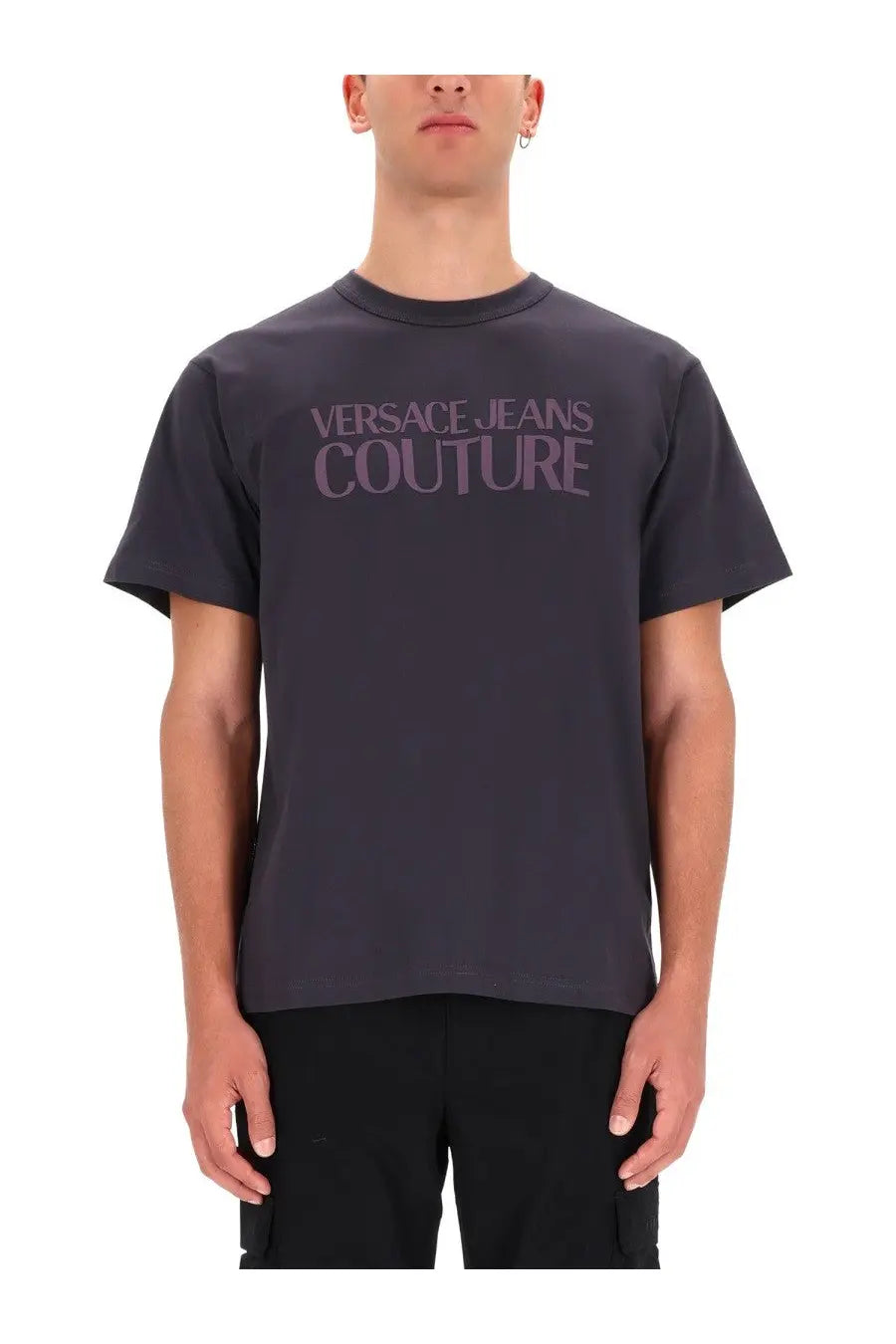 Versace jeans couture men’s regular fit grey t shirt with dark gray short sleeves and faded purple logo on chest