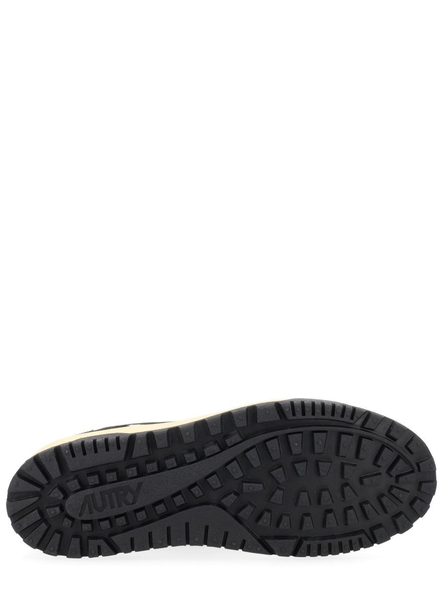 AUTRY Men's Wildpace Low Sneaker Black