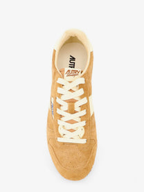 AUTRY Women's Windspinsuede Sneakers Brown