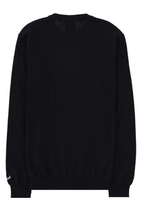 Woolrich men’s black long-sleeved crewneck sweatshirt in cotton with subtle logo embroidered on left sleeve